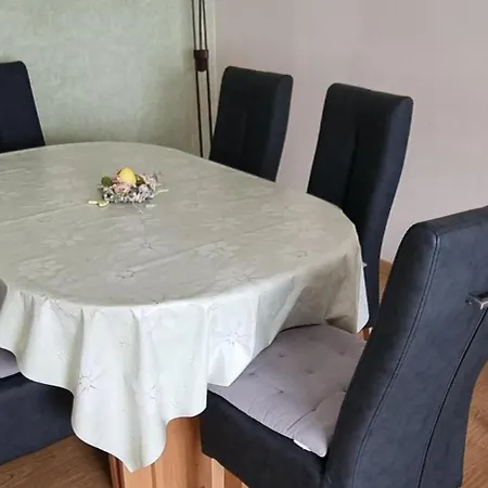 Ziegler Apartment *